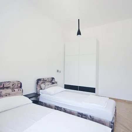 Orange Lux Daire