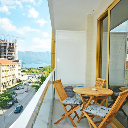 Orange Lux Budva